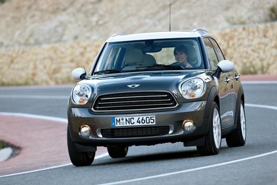  Mini Cooper Countryman 2010 года  (фото 33 из 33)